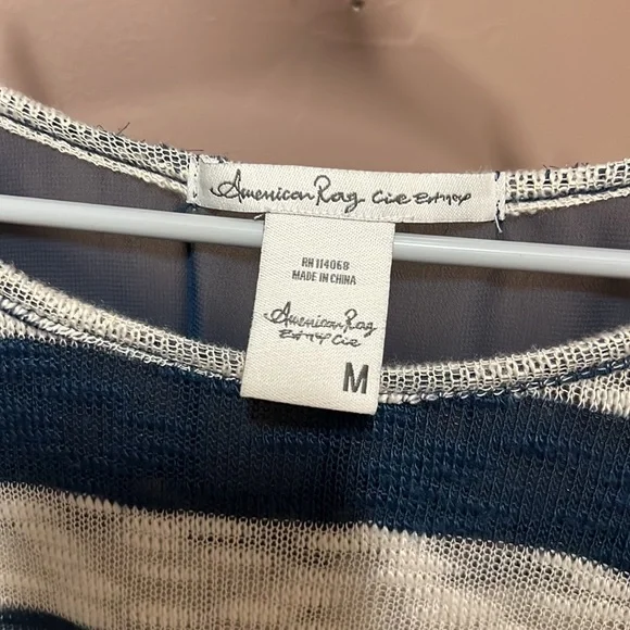 American Rag - Picture 2 of 4